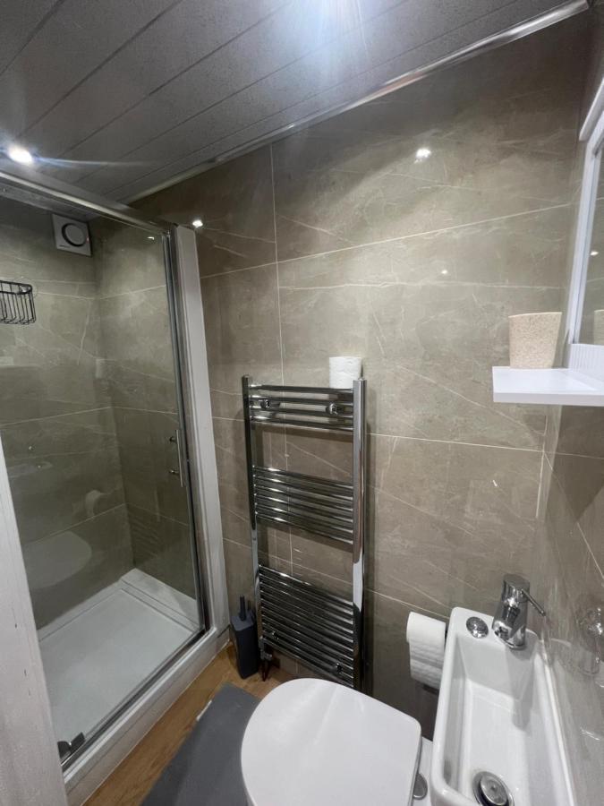 Tarleton House 호텔 Stoke-on-Trent 외부 사진