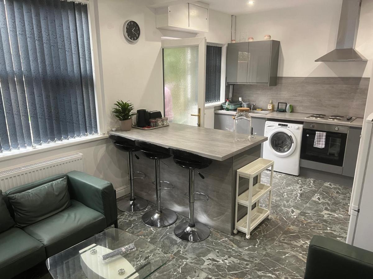 Tarleton House 호텔 Stoke-on-Trent 외부 사진