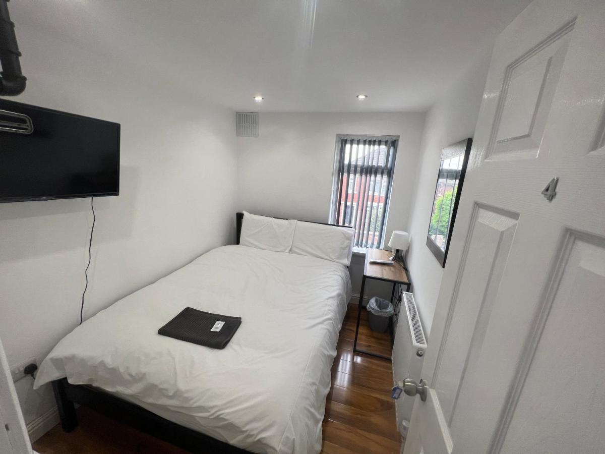 Tarleton House 호텔 Stoke-on-Trent 외부 사진