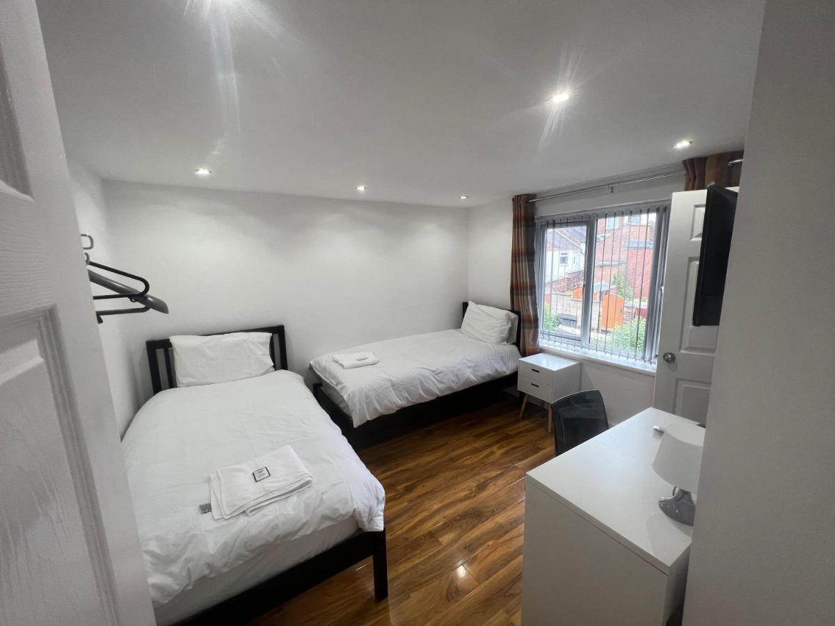 Tarleton House 호텔 Stoke-on-Trent 외부 사진