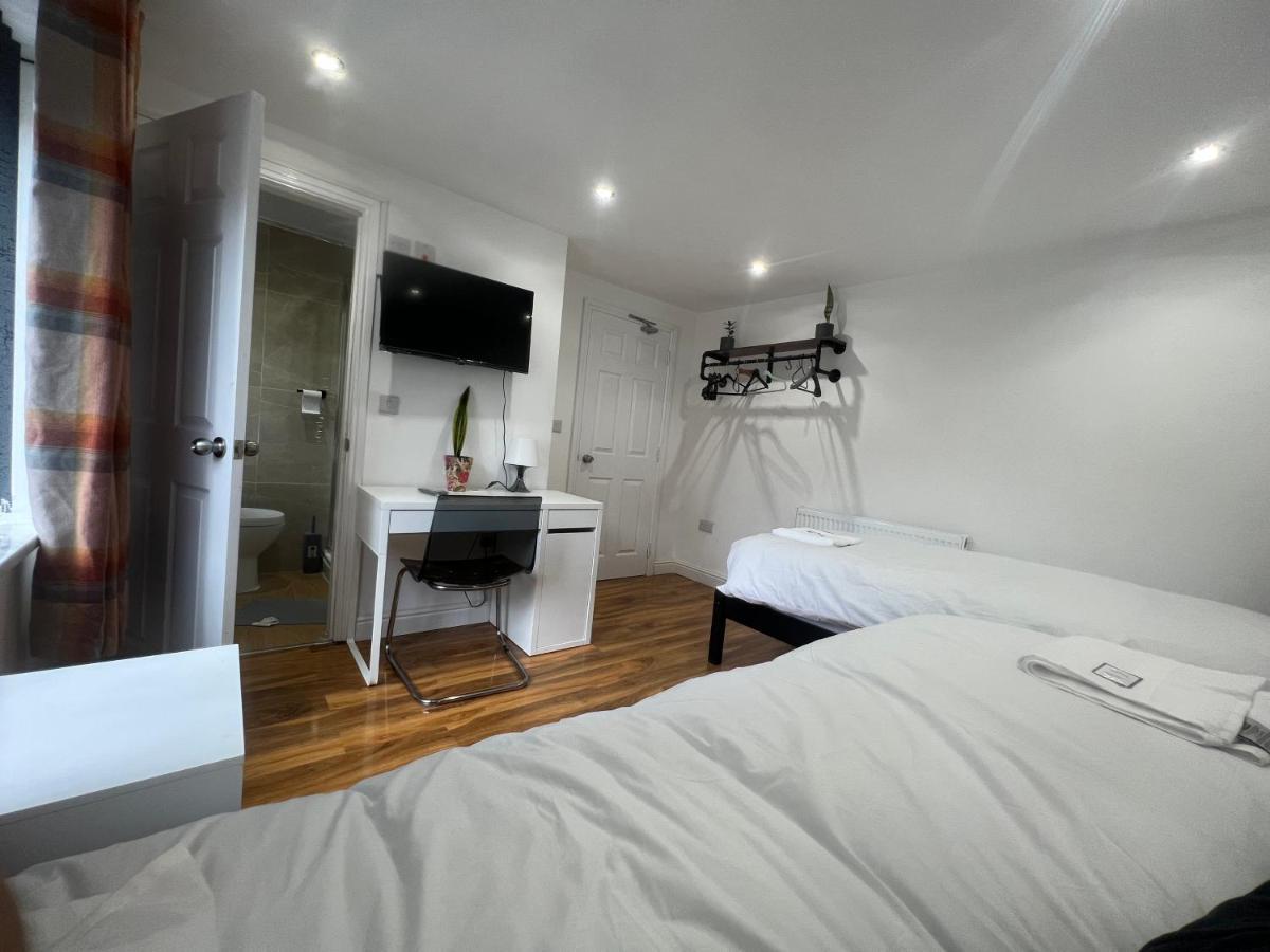 Tarleton House 호텔 Stoke-on-Trent 외부 사진