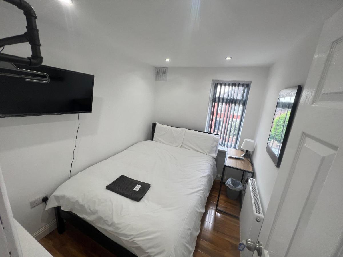 Tarleton House 호텔 Stoke-on-Trent 외부 사진